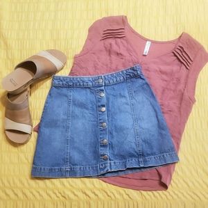 H&M➗Divided Button Front Denim Skirt